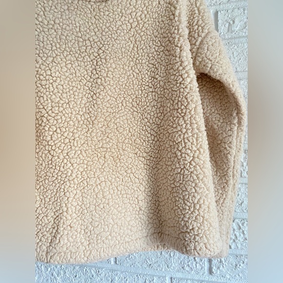 Womens Fluffy Cream Sweater - Picture 4 of 5